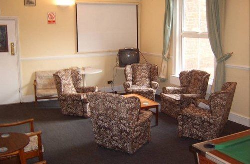 The Pines Guest Accommodation Chippenham  Kültér fotó